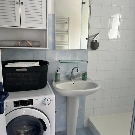 Charmante Maison Sur 100 M De La *